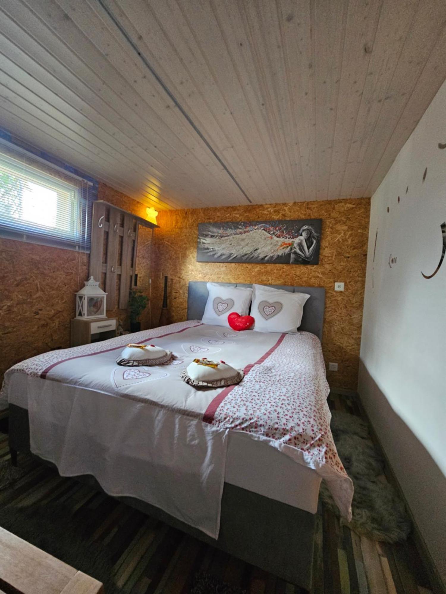 Bed and Breakfast Chez Gigi Нанда Екстер'єр фото