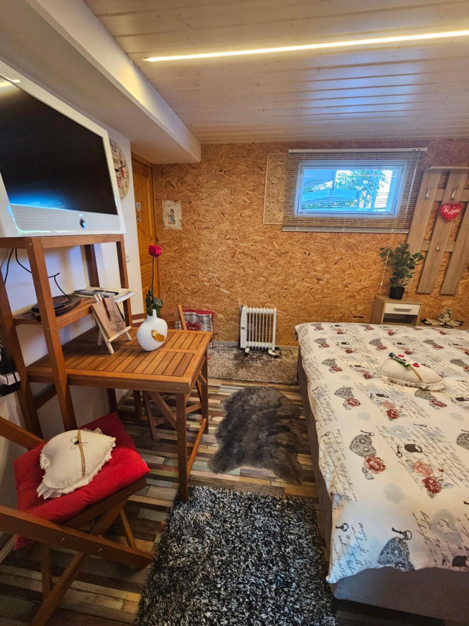Bed and Breakfast Chez Gigi Нанда Екстер'єр фото